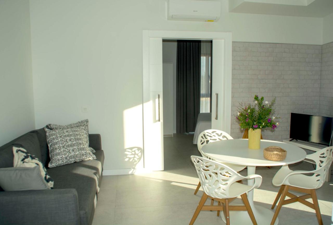 Fernan Perez Apartamentos Madreselva מראה חיצוני תמונה