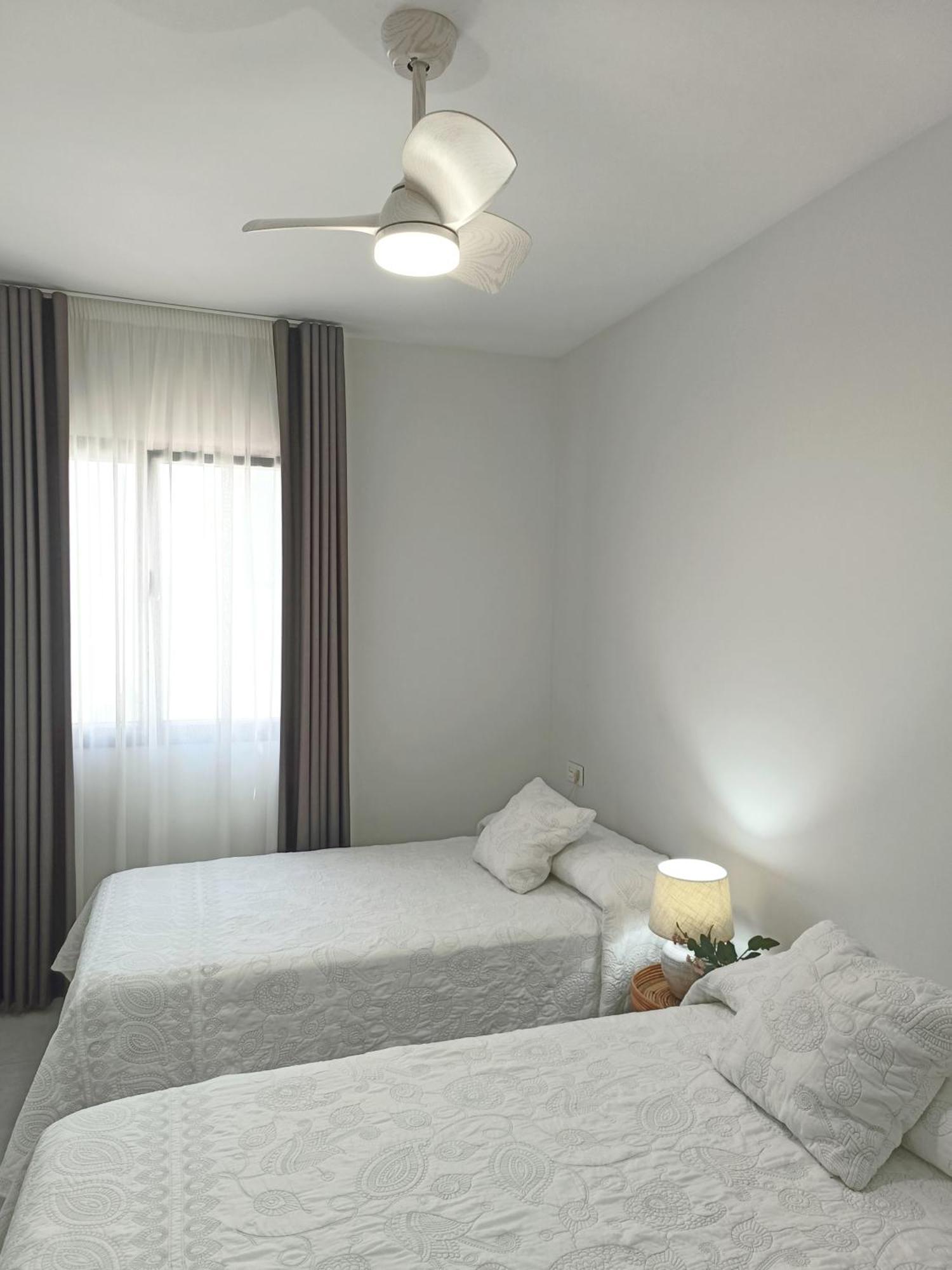 Fernan Perez Apartamentos Madreselva מראה חיצוני תמונה